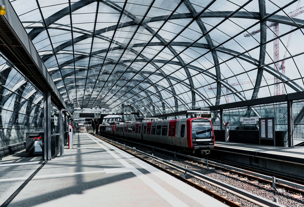 Architectural shot of Elbbrücken train station in Hamburg, showcasing modern design and infrastructure.